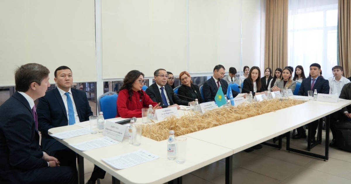 Астанада студенттер су ресурстарын қорғау мәселесін талқылады