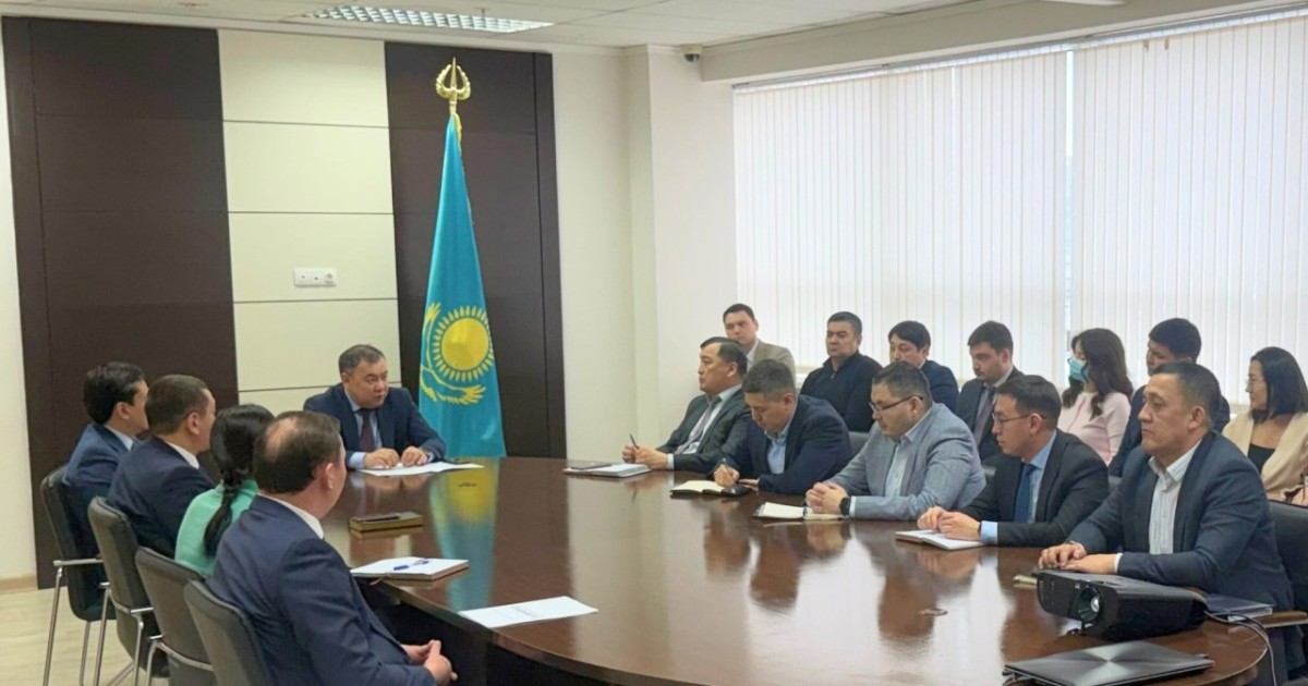 QazIndustry-де жаңа Конституция жобасы талқыланды