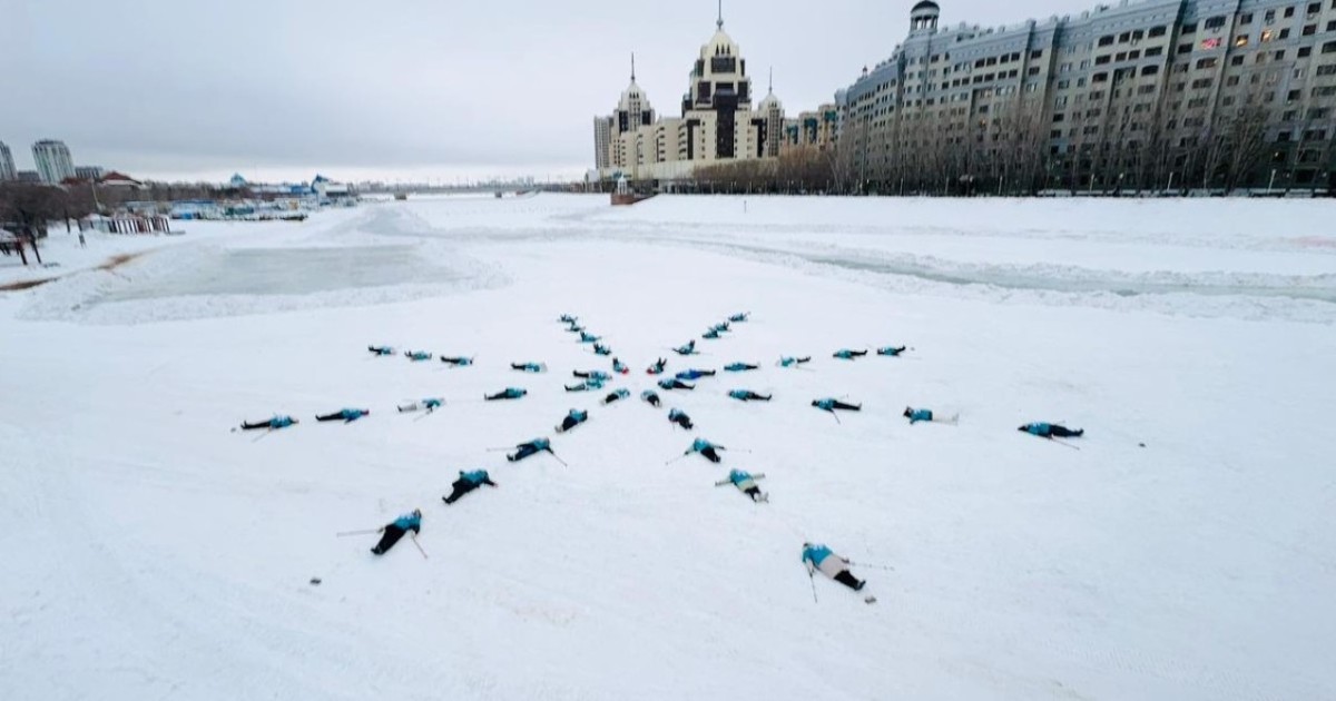 «Қар ұшқыны»: астаналық зейнеткерлер олимпиада чемпионын ұлықтады