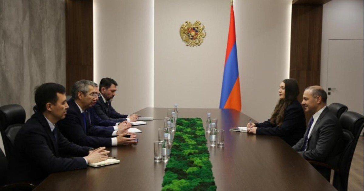 Арменияда Қазақстандағы конституциялық реформалар талқыланды