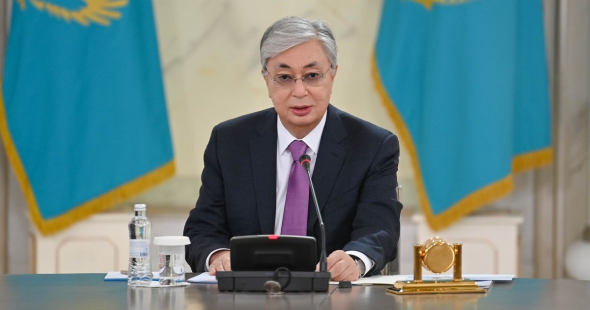 Тоқаев Иран аумағынан БАӘ-ні зымырандармен шабуылдау әрекеттерін айыптады