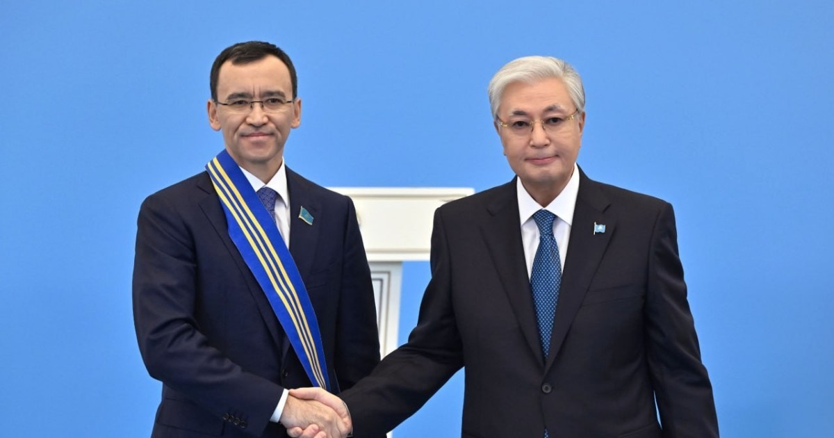 Президент бір топ азаматқа мемлекеттік наградалар табыстады