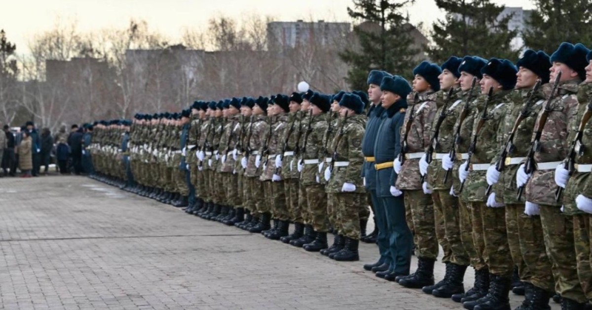 Қазақстанда көктемгі әскерге шақыру басталды: 21 мыңнан астам жас азамат армия қатарын толықтырады