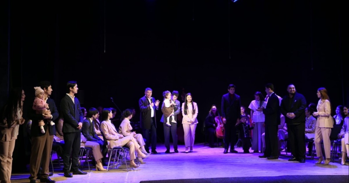 Елордалық театрда 19 жұп қатысқан қойылым өтті