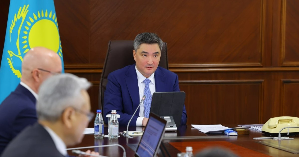 Премьер-министр: 7 сәуірге дейін жаңа Конституцияны ілгерілету жоспарын бекітуіміз керек