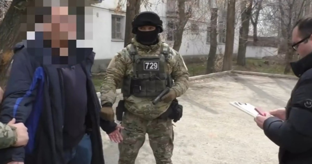 Жамбылда 5 млн теңге бопсалаған қоғамдық белсенді ұсталды