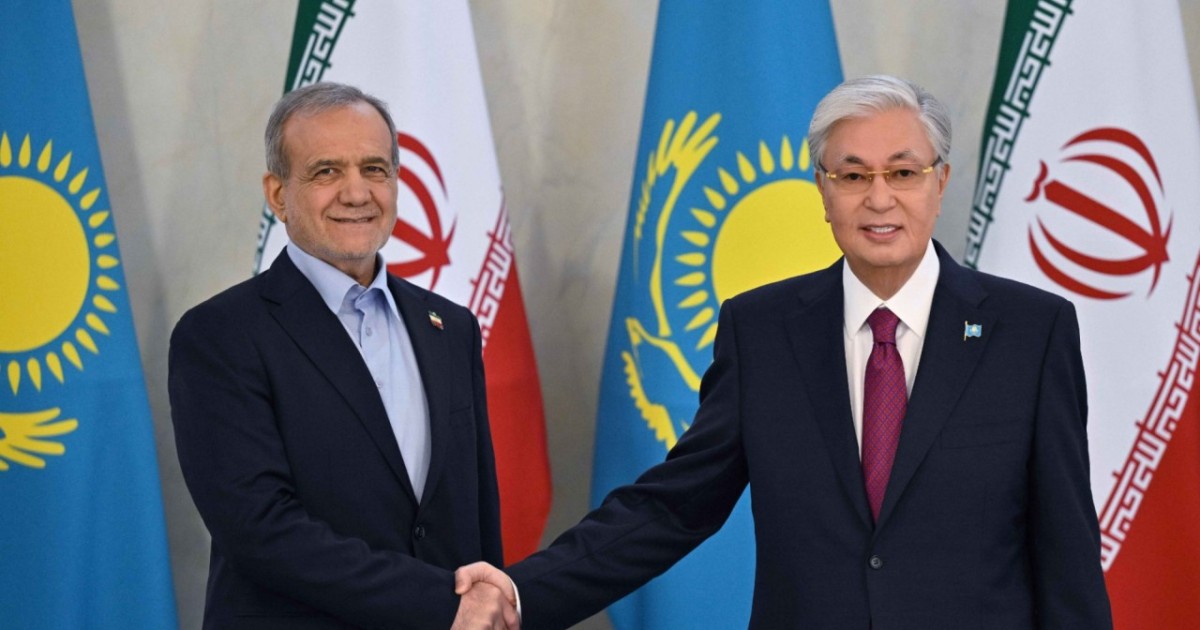 Иран Президенті Тоқаевты Наурыз мейрамымен құттықтады