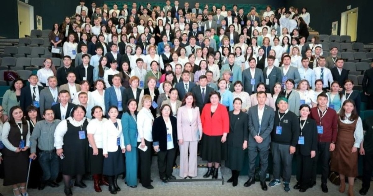 Астанада ауыл мұғалімдері бас қосты