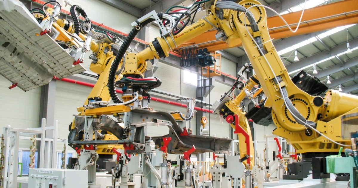 Елімізде үш жүзден астам өндірістік робот жұмыс істейді