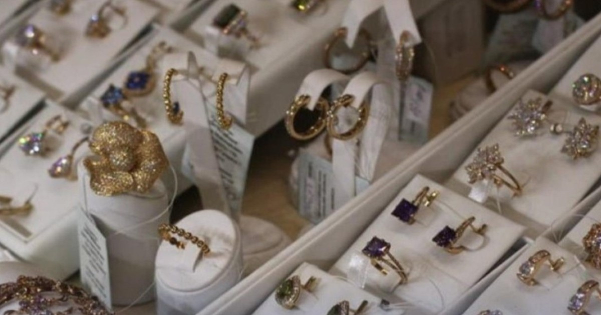 Ақмола облысы тұрғыны алтын аламын деп жалған интернет-дүкенге 1,9 млн теңге аударған