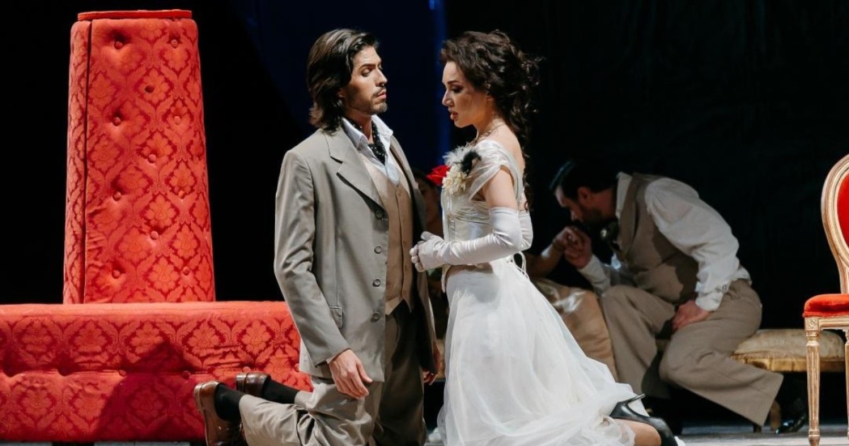 Астанада «Травиата» операсы жұлдызды құраммен сахналанды