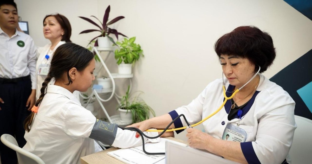 Ел мектептерінде «Мен таңдаған жол» атты республикалық ашық сабақ өтті