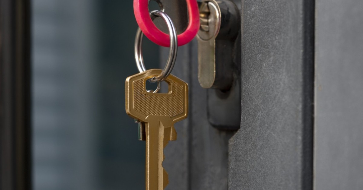 Жамбыл облысында есіктің құлпын ауыстырып берген күдікті сол үйге ұрлыққа түсті