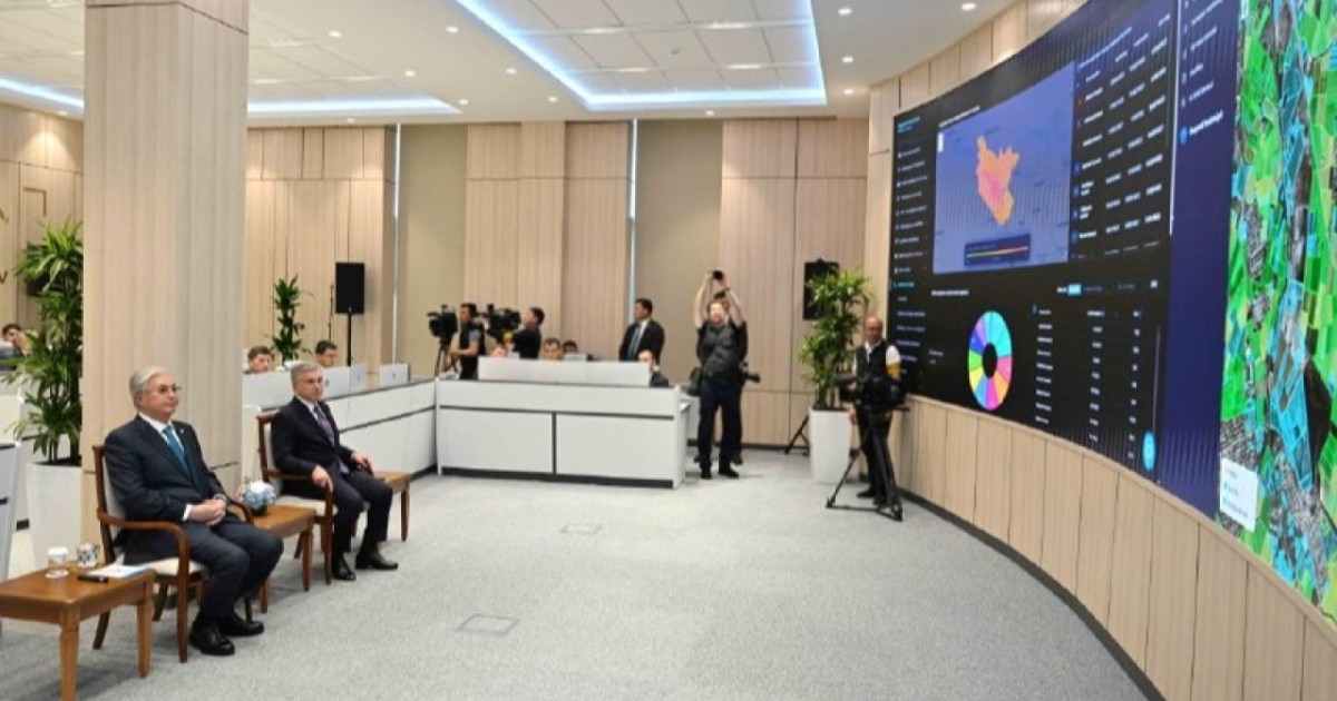 Қазақстан мен Өзбекстан Президенттері Бұхарадағы Ахуалдық орталыққа барды