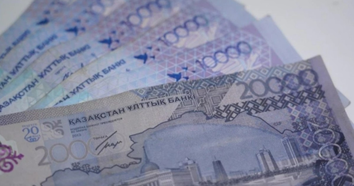 Алматылық сот орындаушысына 8,6 млн теңге айыппұл салынды