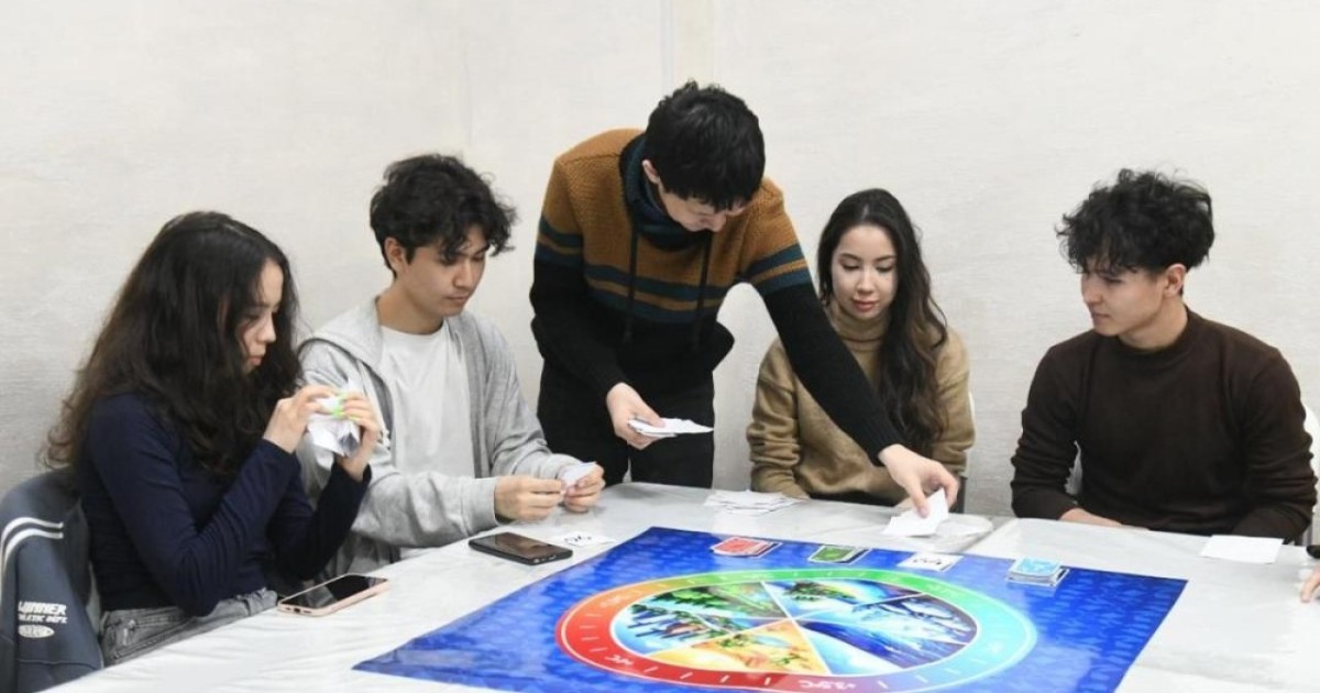 «Таза Қазақстан»: Астанада жастар арасында экологиялық куиз өтті