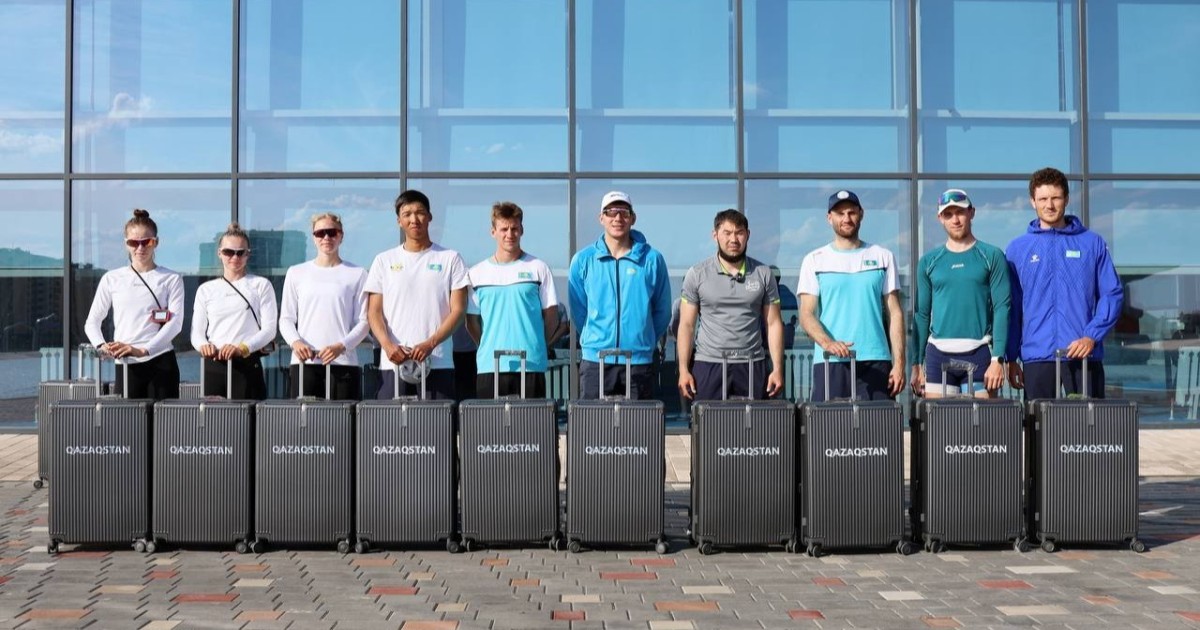 Ұлттық құрама спортшыларына заманауи спорттық киімдер табысталды