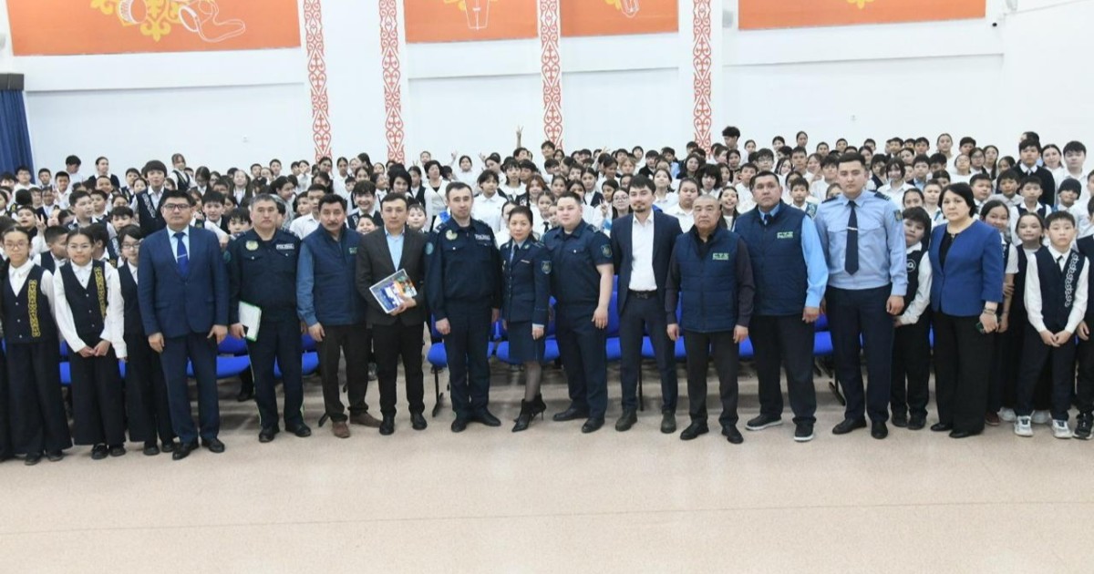 Елордада оқушыларға жолдағы қауіпсіздік ережелері түсіндірілді