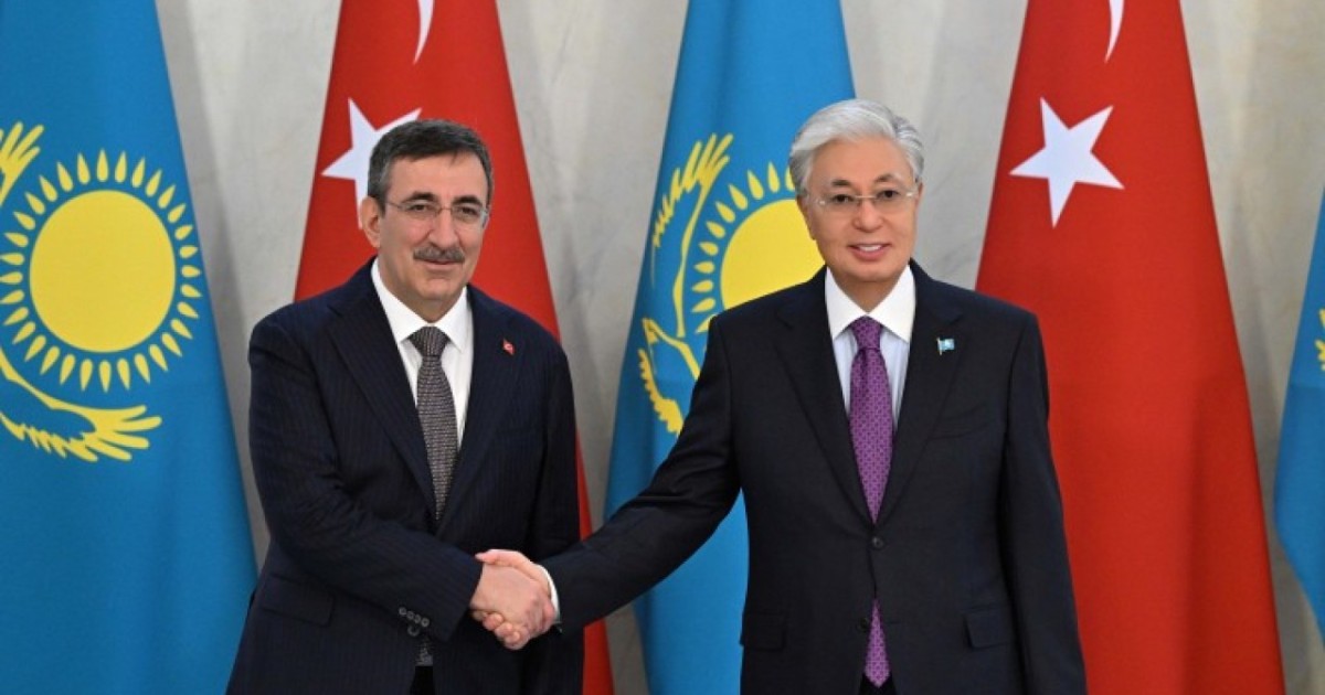 Тоқаев Түркия Вице-президенті Джевдет Йылмазбен кездесті