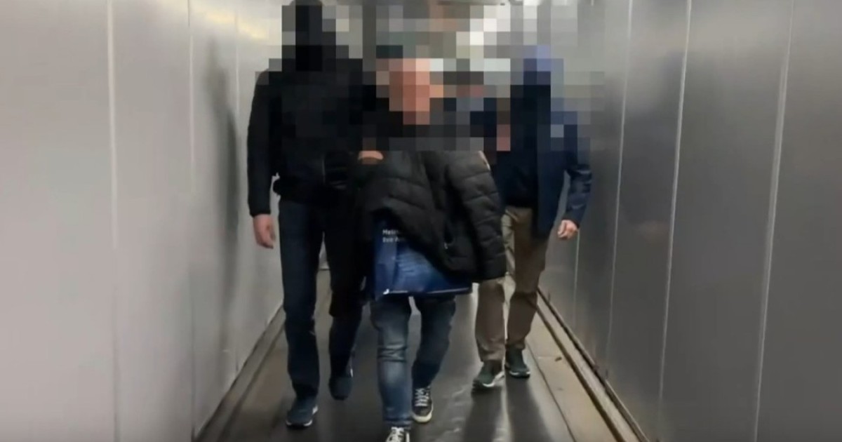 1 млн долларды иемденген: 10 жыл іздеуде жүрген күдікті Германиядан экстрадицияланды