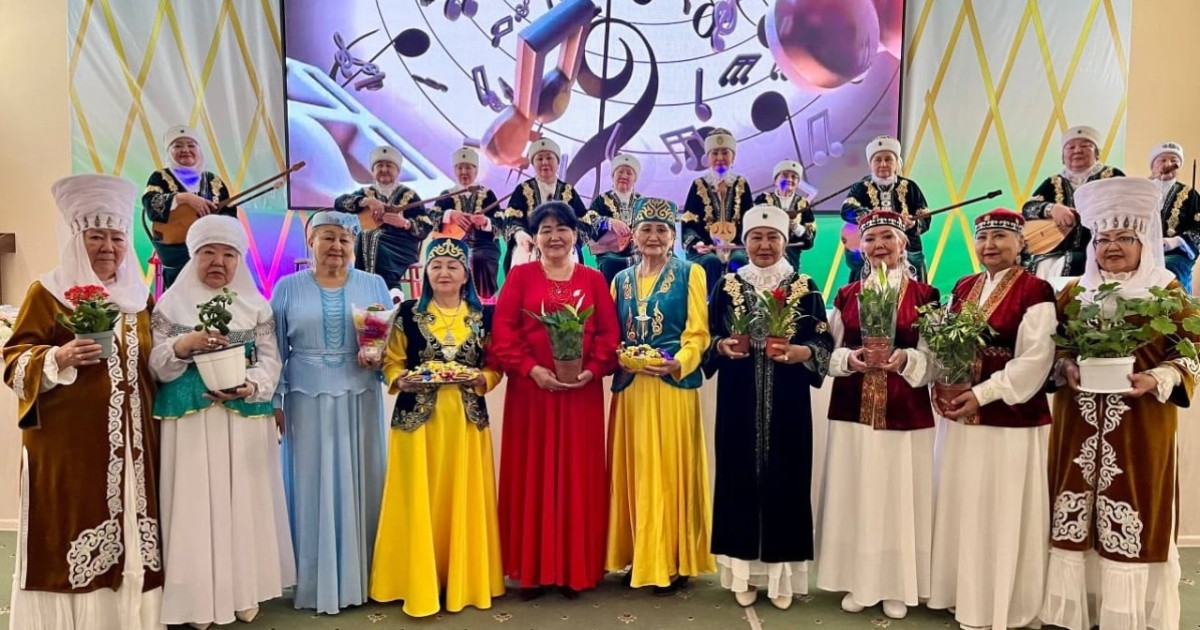 Елордада зейнеткерлер қарттар үйінде концерт ұйымдастырды