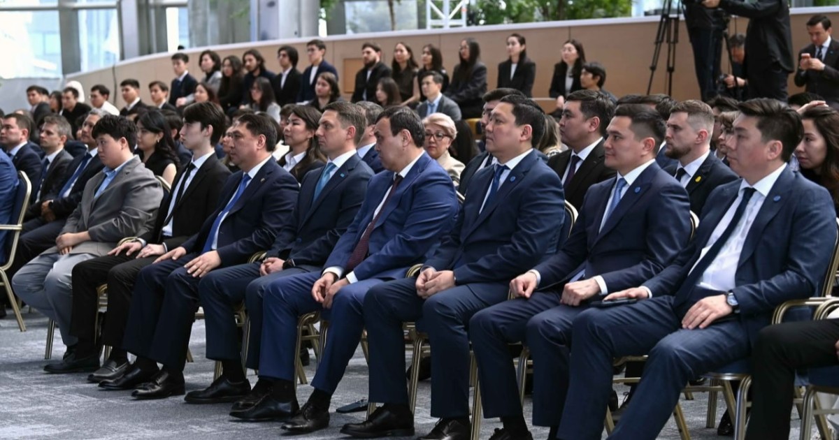 Тоқаев: AI Governance Cup байқауындағы бастамаларды мемлекеттік құрылымға енгізуге назар аудару қажет