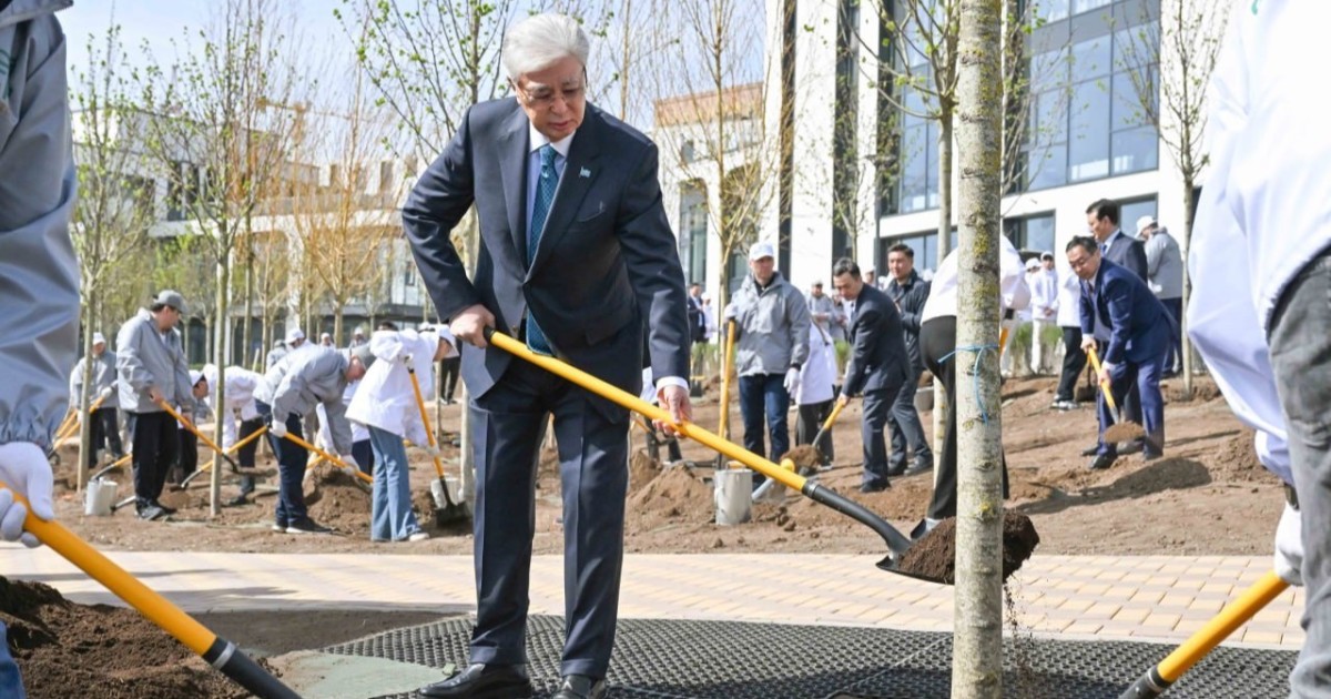 Президент «Таза Қазақстан» акциясына қатысты