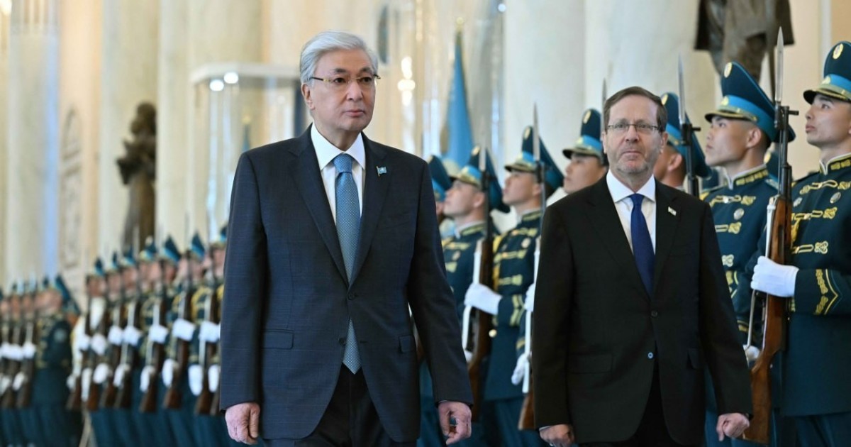 Ақордада Израиль Президенті Ицхак Герцогты салтанатты қарсы алу рәсімі өтті