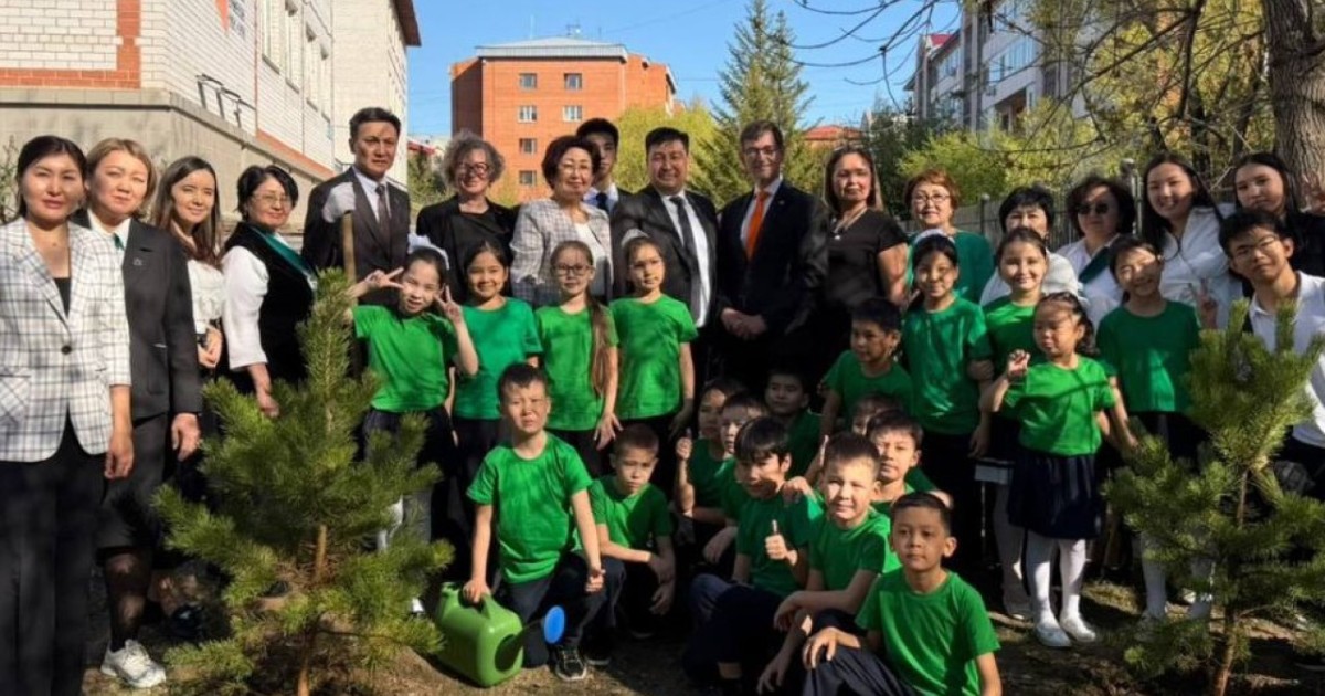 Нидерланд сарапшылары қазақстандық оқушылар мен студенттерге суға ұқыпты қараудың маңызын түсіндірді