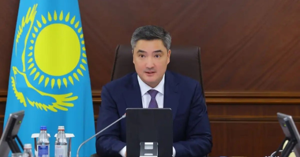 Олжас Бектенов отандастарымызды Қазақстан халқының бірлігі күнімен құттықтады