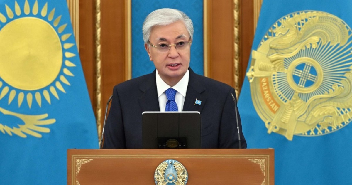 Президент Отан қорғаушы және Жеңіс күнімен құттықтады