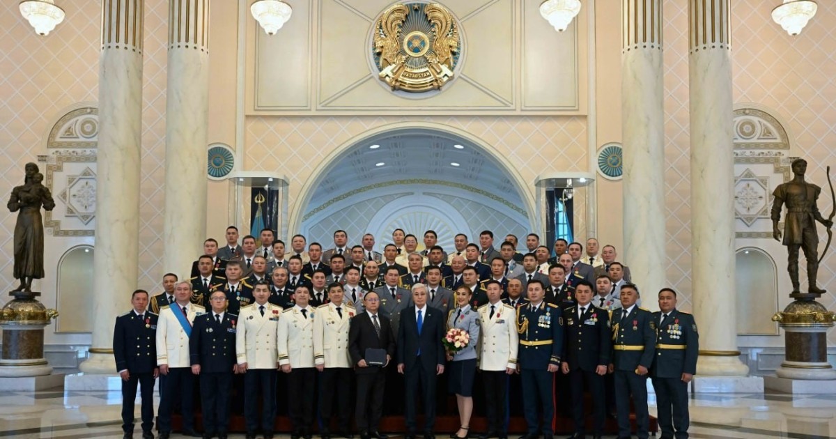 Тоқаев әскери және күштік құрылым қызметкерлеріне әскери атақтар табыс етті