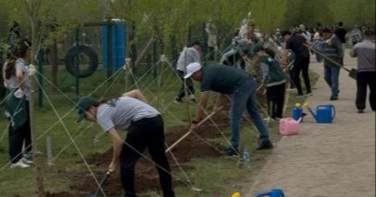 «Таза Қазақстан»: туризм саласының өкілдері Астананың тазалығына атсалысты