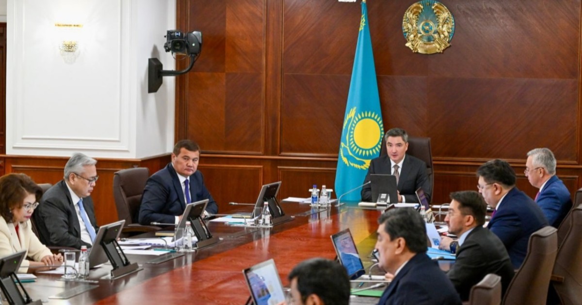 Олжас Бектенов диқандарды жеңілдетілген жанармаймен уақтылы қамтамасыз етуді тапсырды