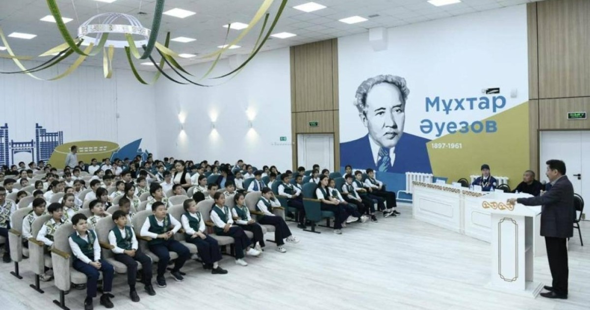 Елордалық оқушыларға көшеде және қоғамдық көлікте жүру ережелері түсіндірілді