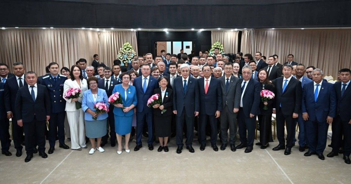 Президент бірқатар азаматты мемлекеттік наградалармен марапаттады