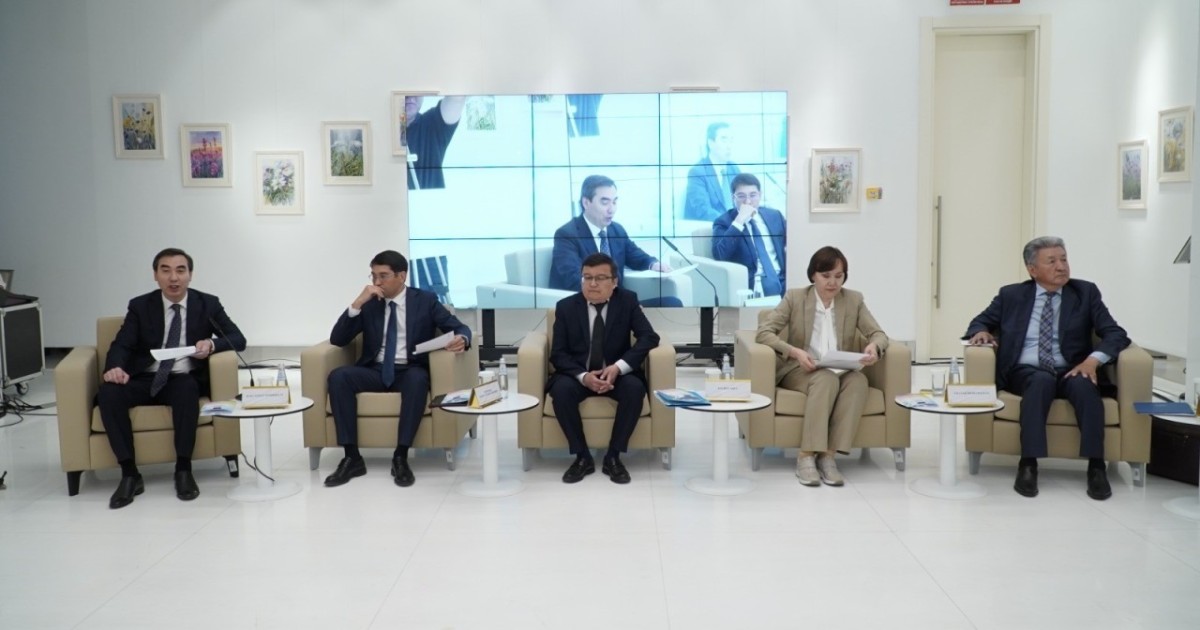 Президенттік орталықта ШЫҰ-ның 25 жылдығына арналған кездесу ұйымдастырылды