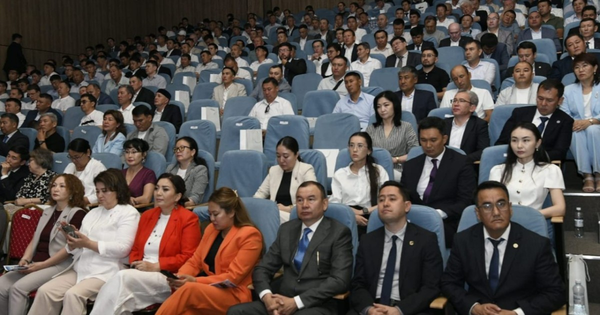Астана өткен форумда белсенді әкелер өз тәжірибелерімен бөлісті