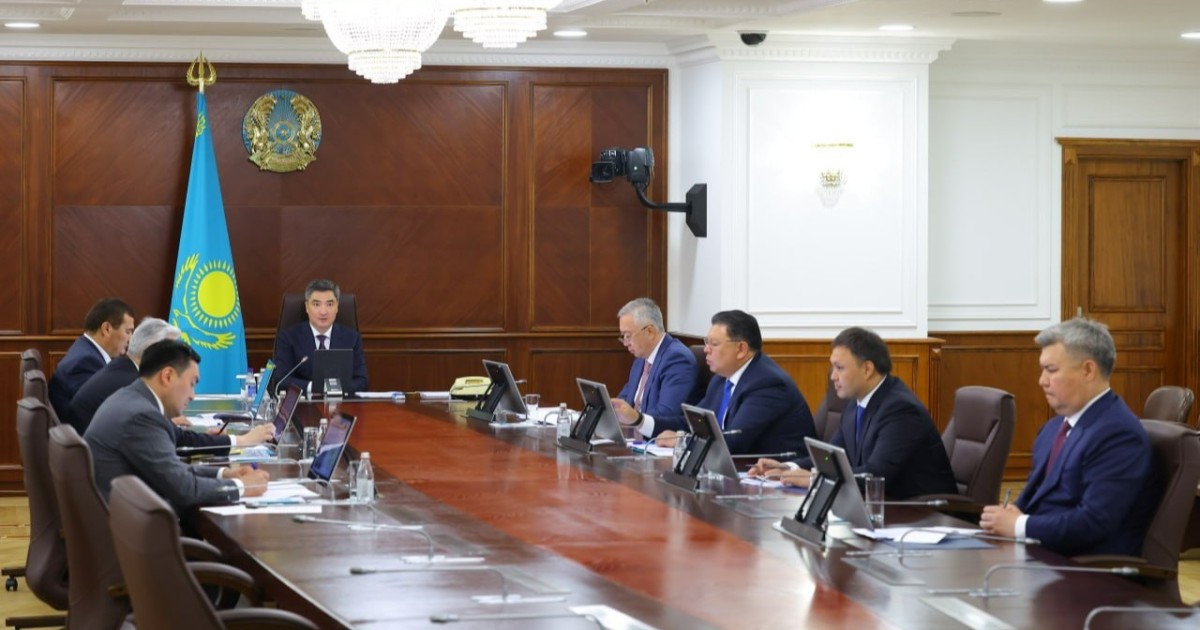 Олжас Бектенов сұйытылған газ өндіру көлемін арттыру жоспарын әзірлеуді тапсырды