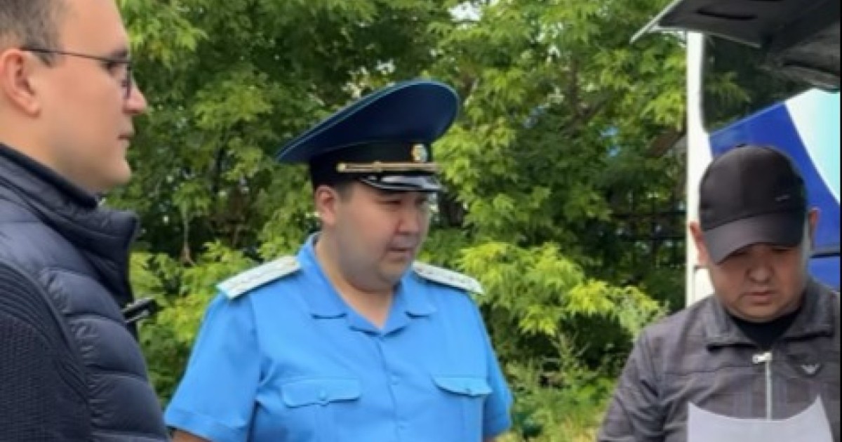 Астанада қалааралық автобус жүргізушілеріне құқықтық түсіндіру жұмыстары өтті