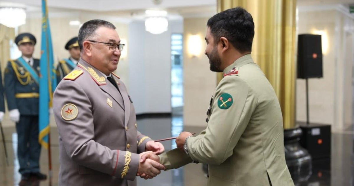 Ұлттық қорғаныс университеті Қазақстан, Пәкістан, Қытай және Франция офицерлерін түлетті