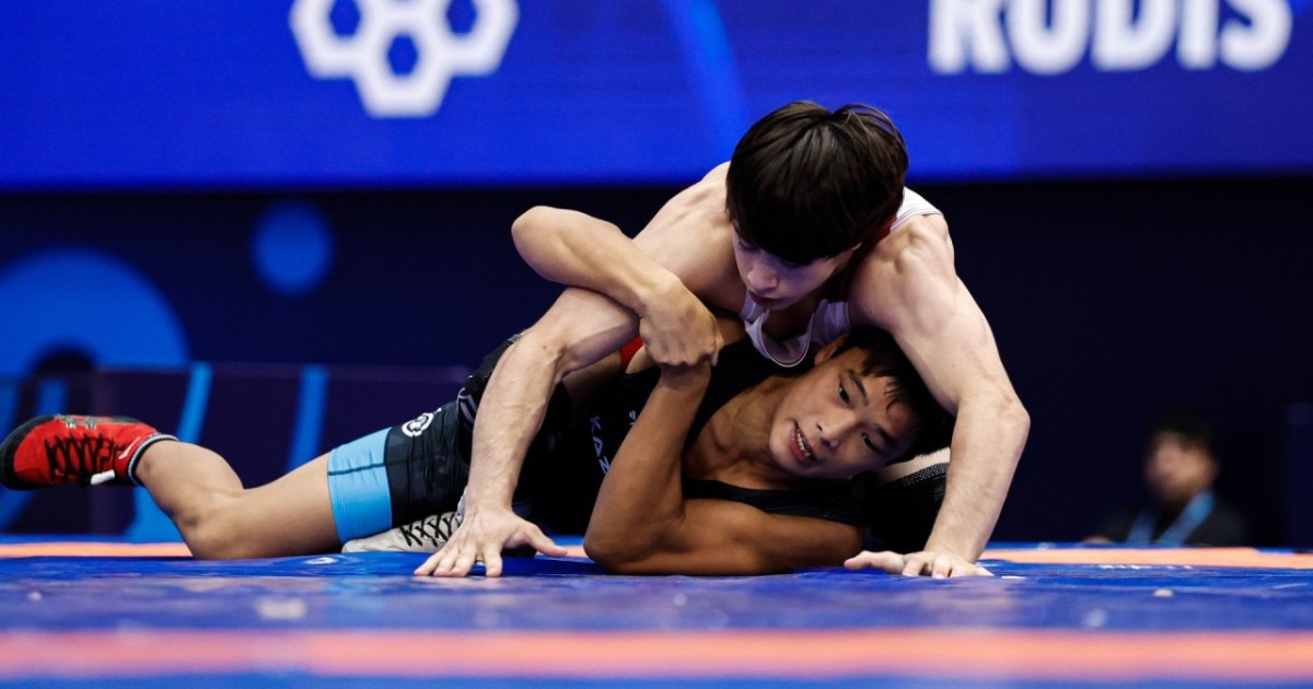 U17 әлем чемпионаты: екі қазақстандық балуан финалда күреседі