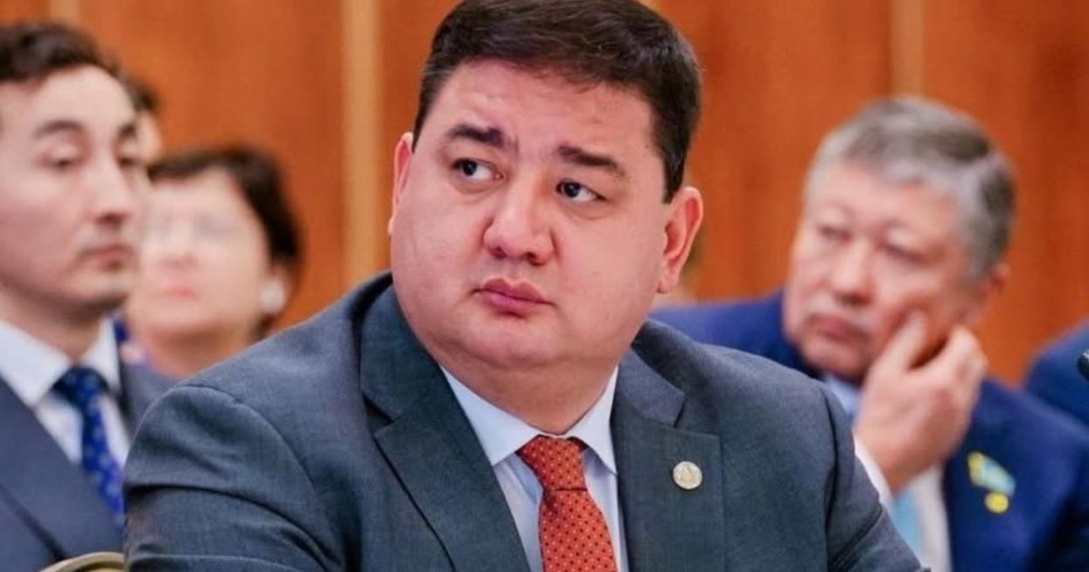 Абайдың білімге, еңбекке үндеген тағылымы қоғам үшін айрықша мәнге ие - Ерлан Каналимов