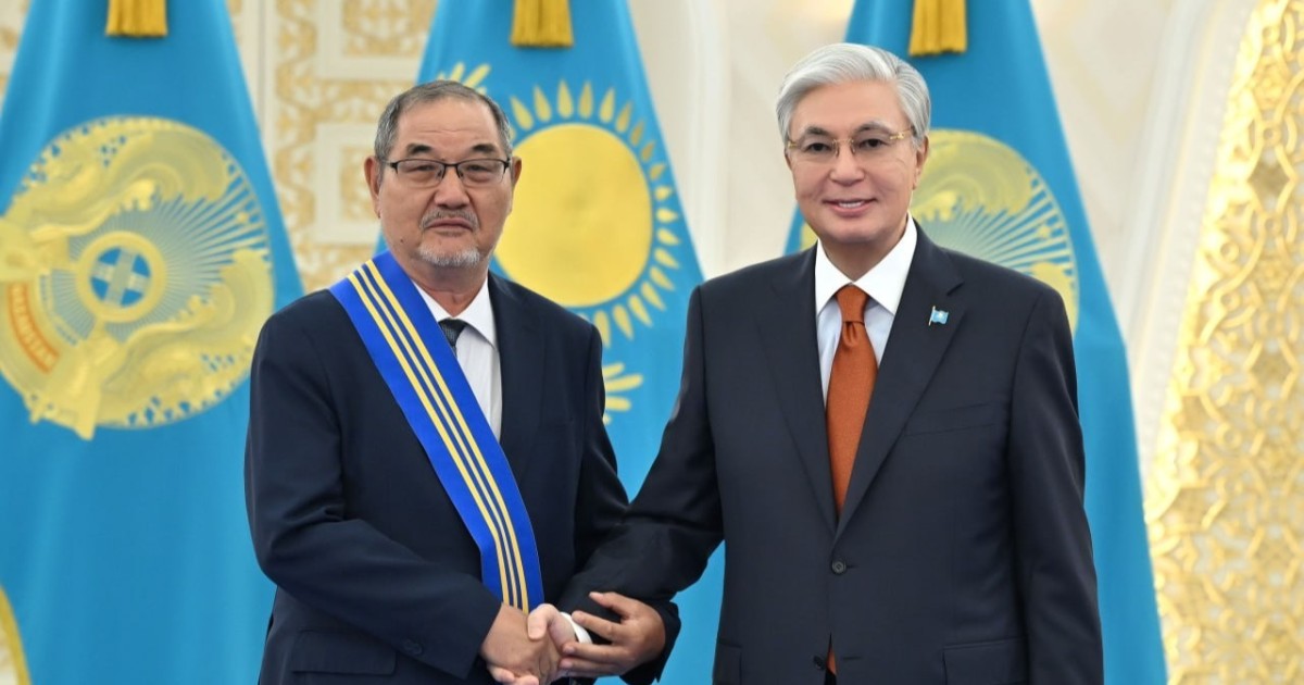Президент бір топ қоғам қайраткерін мемлекеттік наградалармен марапаттады