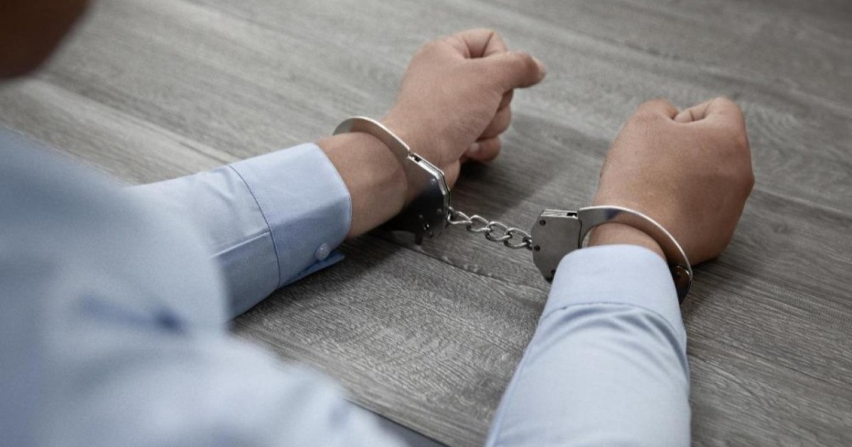 290 млн теңге салық төлеуден жалтарған күдікті Ресейден экстрадицияланды