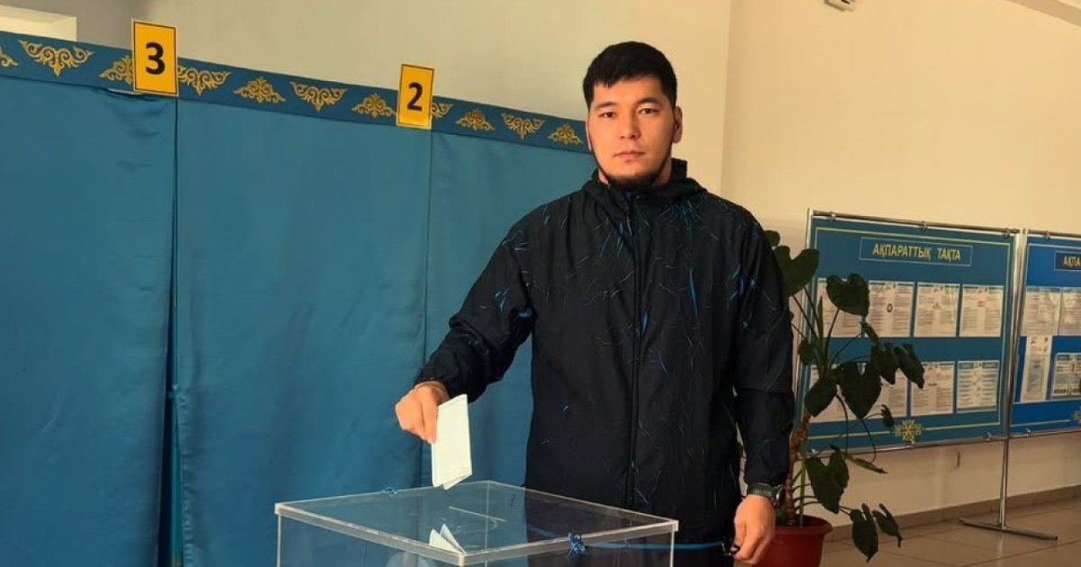 Оқу-жаттығу жиынында жүрген Нұрбек пен Айбек Оралбай Құрылтай сайлауында дауыс берді