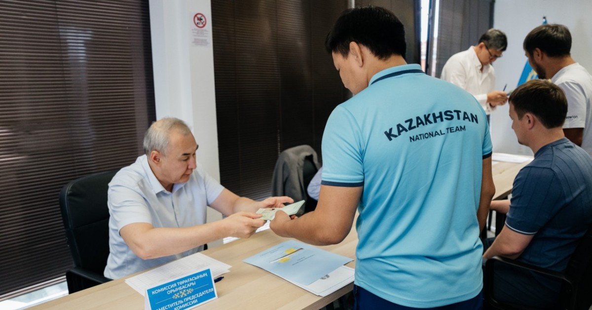 Словакияда Әлем чемпионатына қатысқан балуандар Құрылтай сайлауына дауыс берді