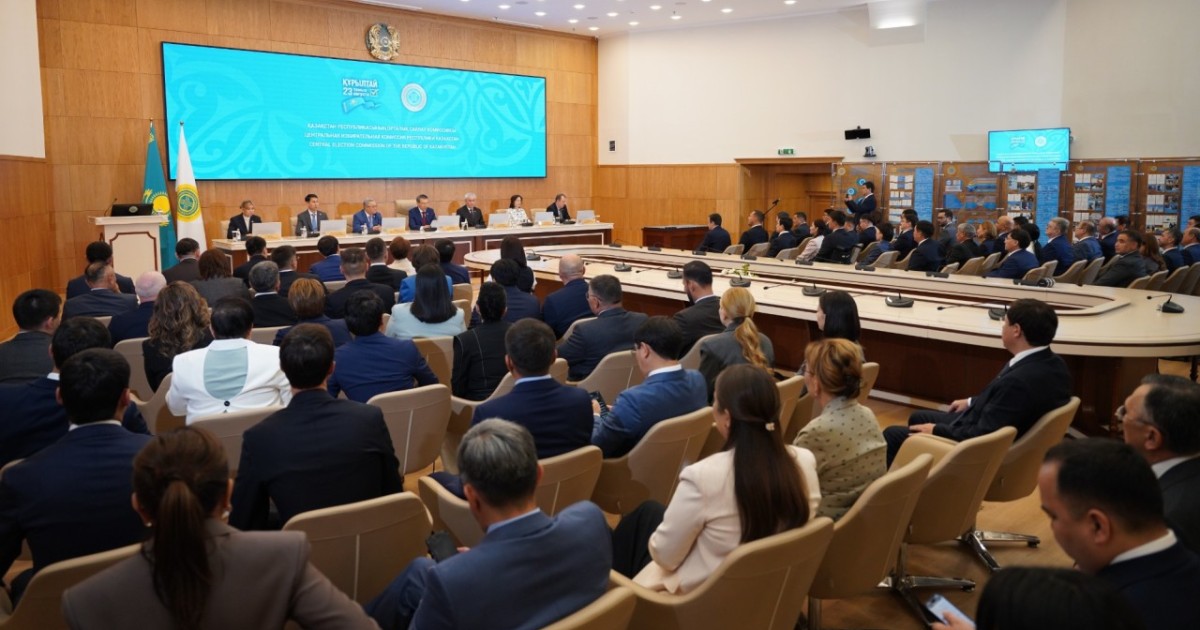 Құрылтайдың 145 депутатының өкілеттігі басталды