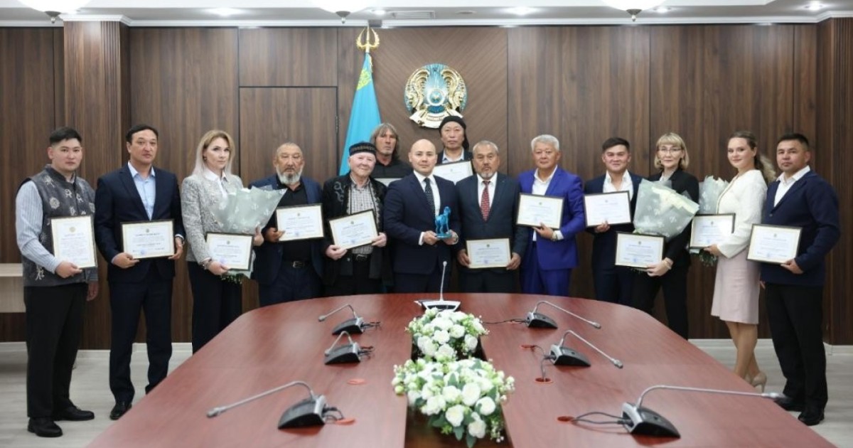 Қазақы тазы мен төбет күні: бір топ сала маманы марапатталды