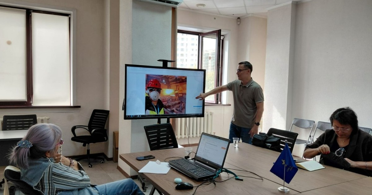 Астанада ҮЕҰ өкілдеріне әлеуметтік желіде контент жасаудың заманауи тәсілдері таныстырылды